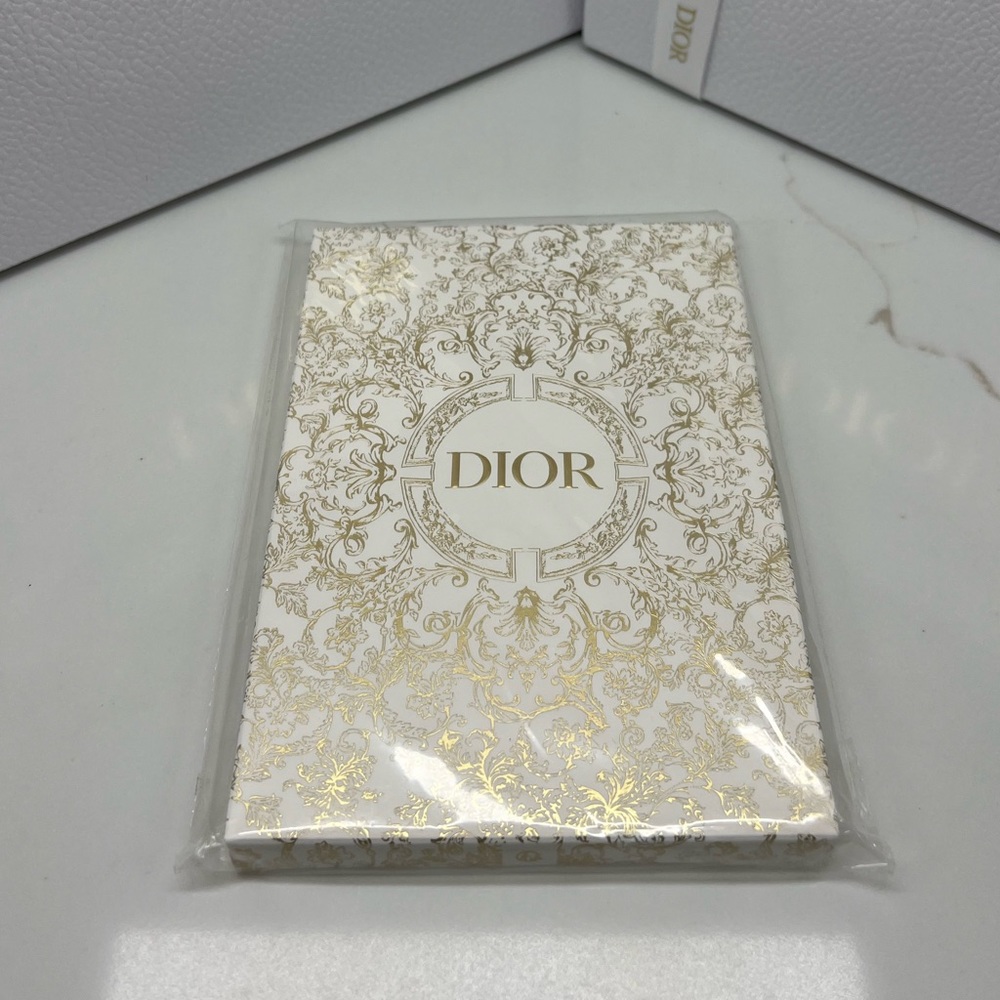 Dior notebook